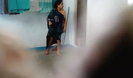 Tocado y mostró la parte frontal de la video de petardas cámara