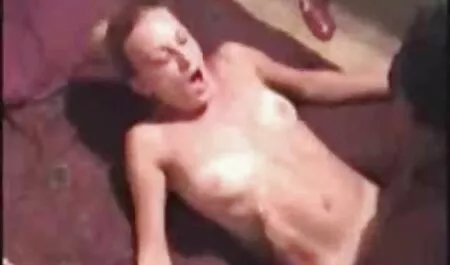 Trae un pollo del videos de pprno jardín a tus amigos y configúralo