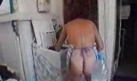 Lesbiana novia arrepentido después de golpe con tres petardas gratis hombres