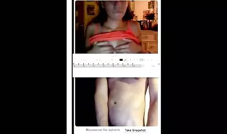 Chica se hace pis y se excita videos de sexo cortos a masturbarse