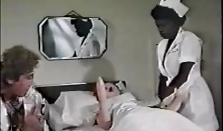 Extraño xxx peludas jóvenes lesbianas examinar coño con lengua