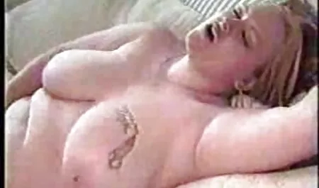 Cornudo engañado toroporono con su esposa