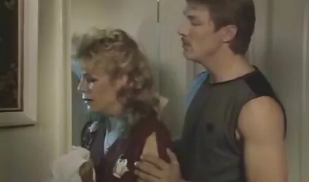 Moderna Barbie muestra pornoenespañol el culo shake