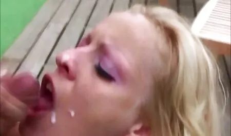 Diferente videos fakings rubia conductor