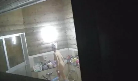 Dios mostró insesto familiar tetas