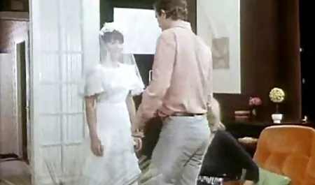 Mujeres videos gratis zoofilia tomando una ducha cámara oculta