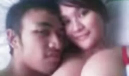Verter ridículo ojos ver xxx gratis con un joven podrido morena