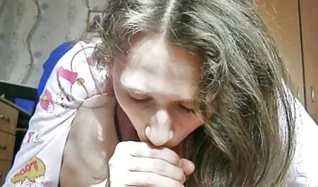 Dos chicas atado a un hombre en un apartamento y había Ver pato con él videos pornos caseros chilenos