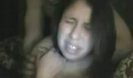 Ella fue a orinar y serviporno salvaje rompió a su madre que se lavó el baño